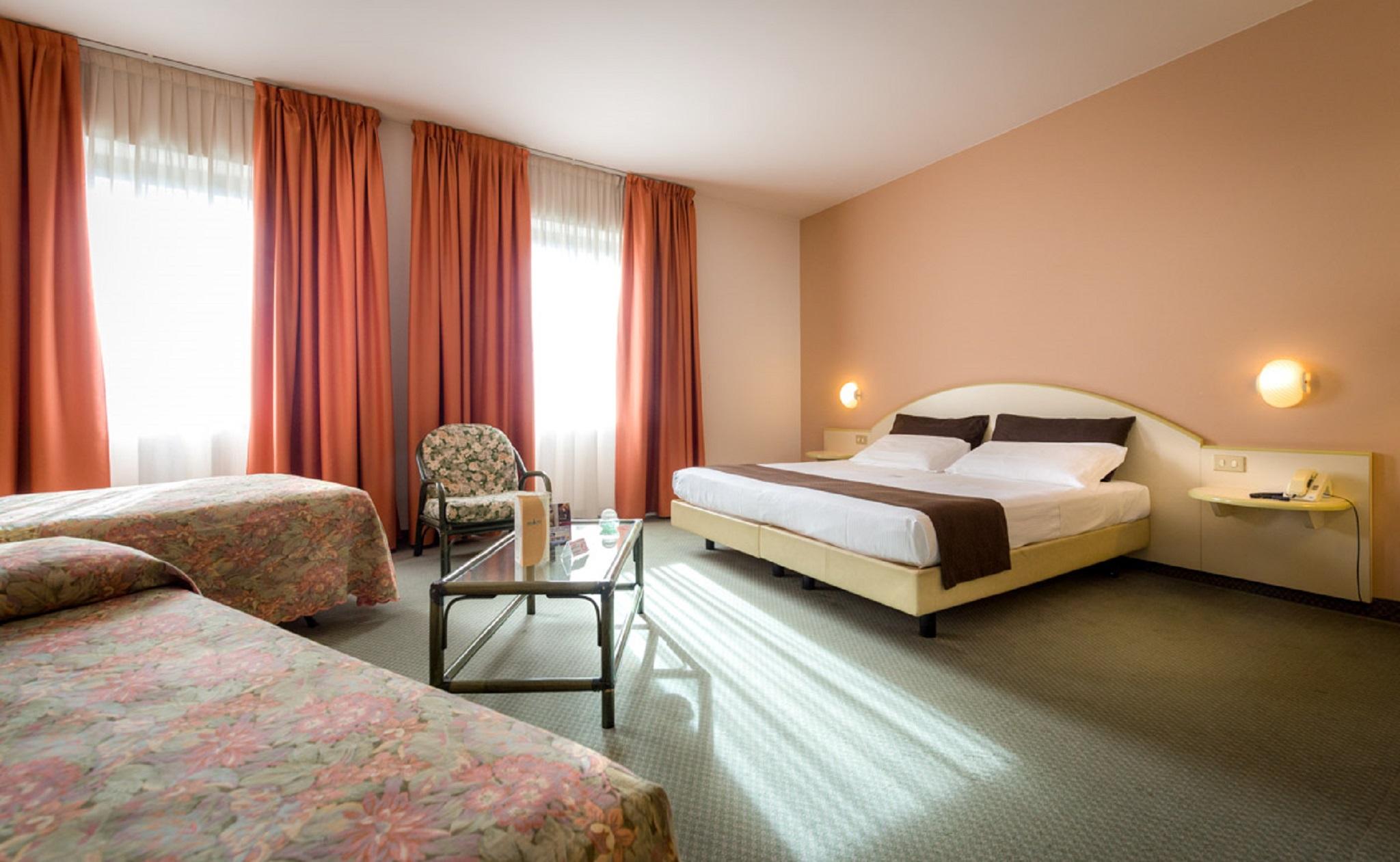 Hotel Des Alpes Rosta المظهر الخارجي الصورة