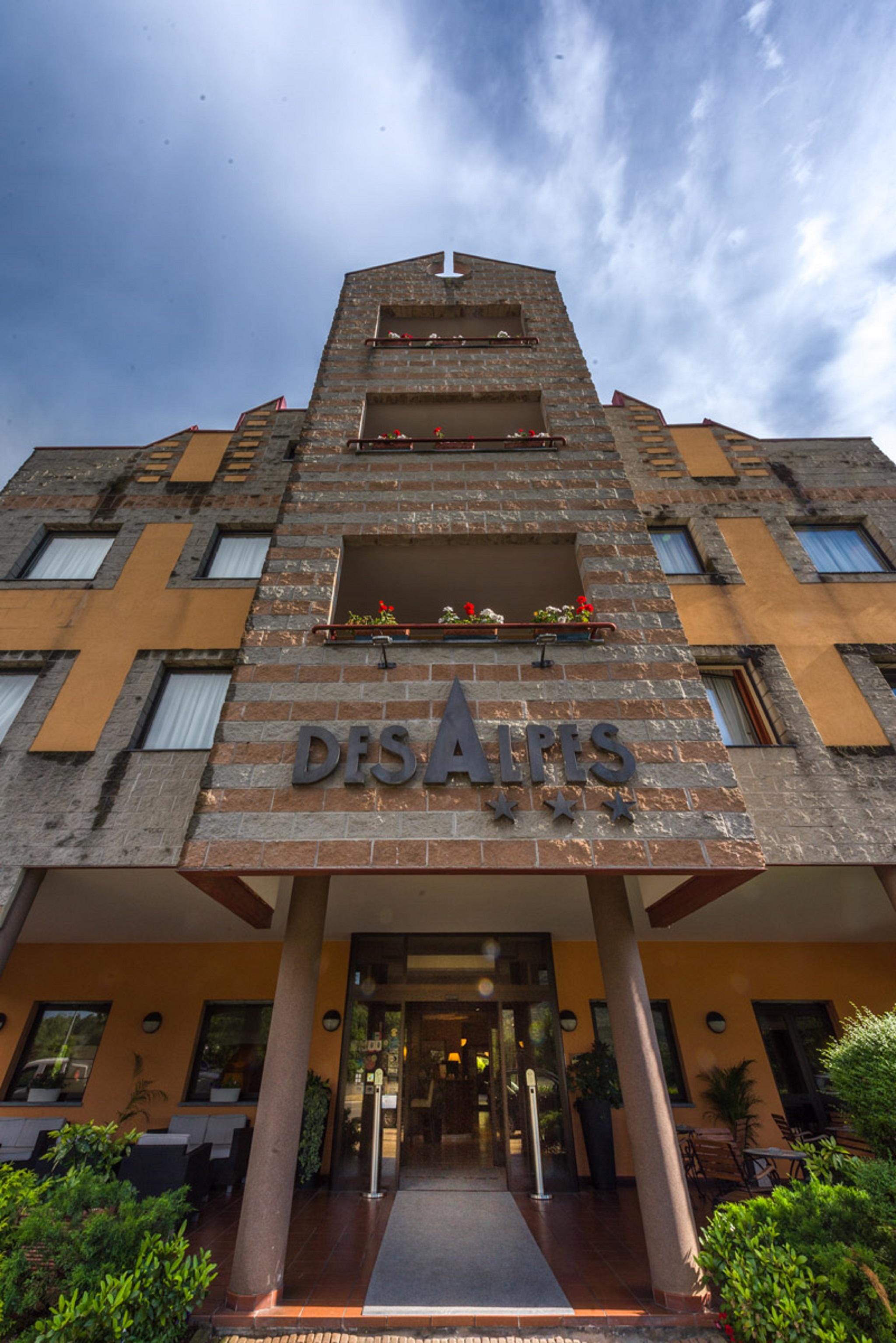 Hotel Des Alpes Rosta المظهر الخارجي الصورة