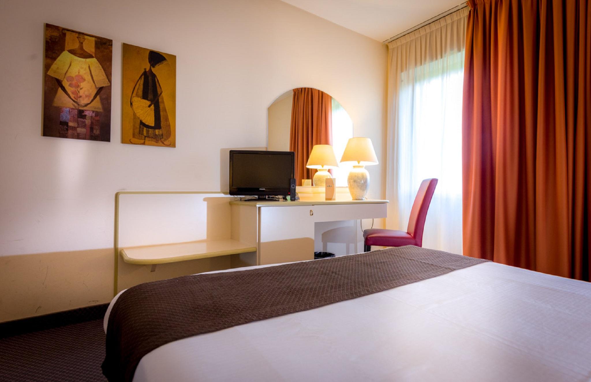 Hotel Des Alpes Rosta المظهر الخارجي الصورة