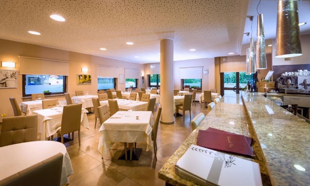 Hotel Des Alpes Rosta المظهر الخارجي الصورة